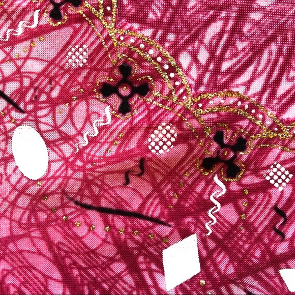 LAS VEGAS Silky T Shirt With Glitter - Size XL / XXL - Picture 3 of 6